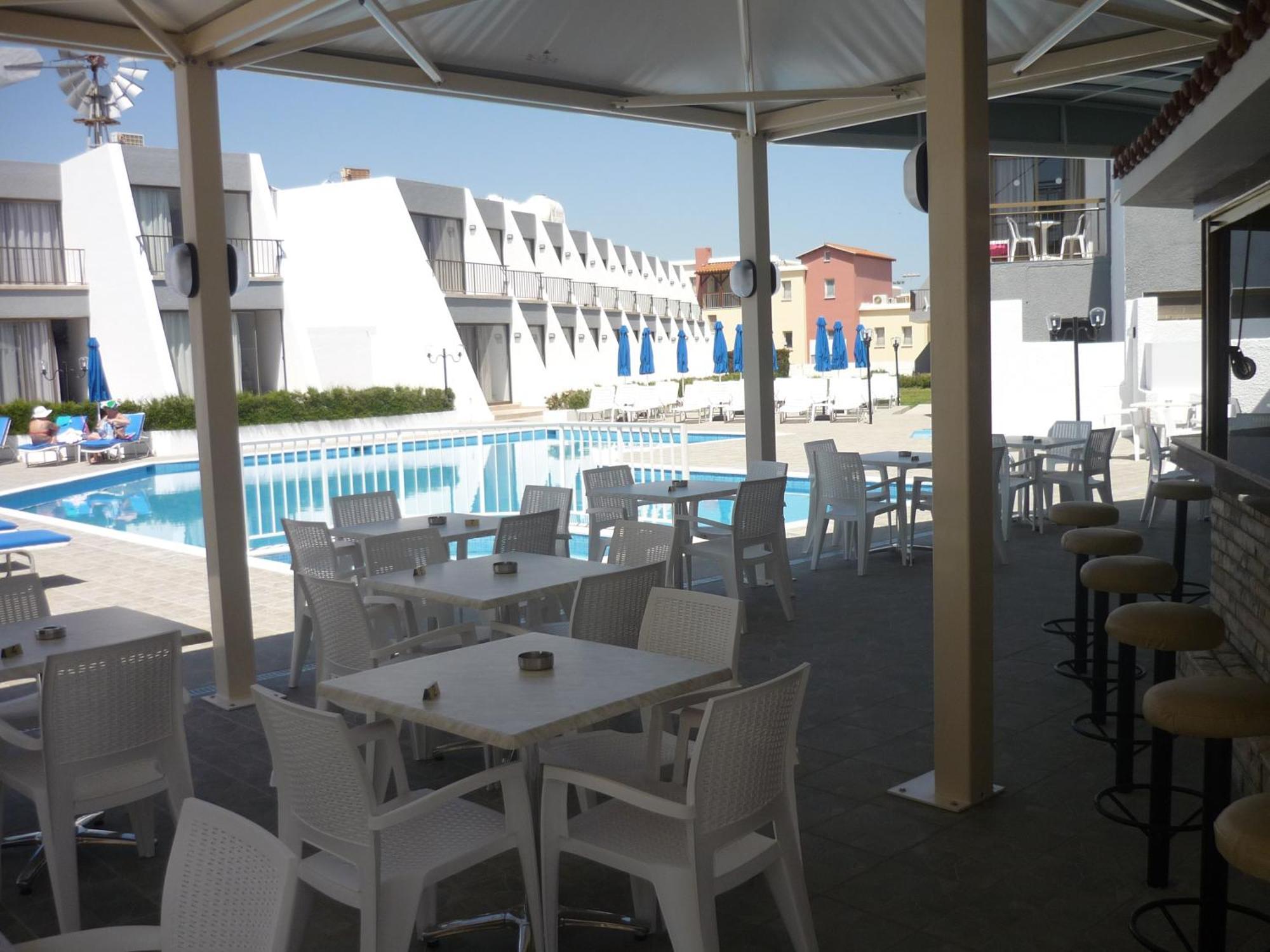 Penelope Beach Hotel Apts Protaras Eksteriør bilde
